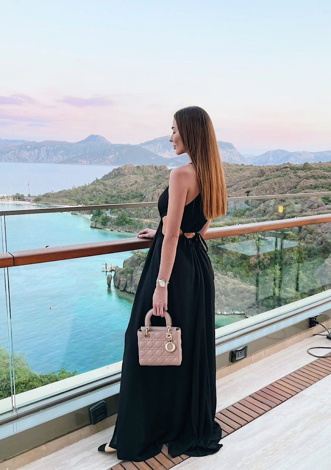 DRESS ROYAL BLACK