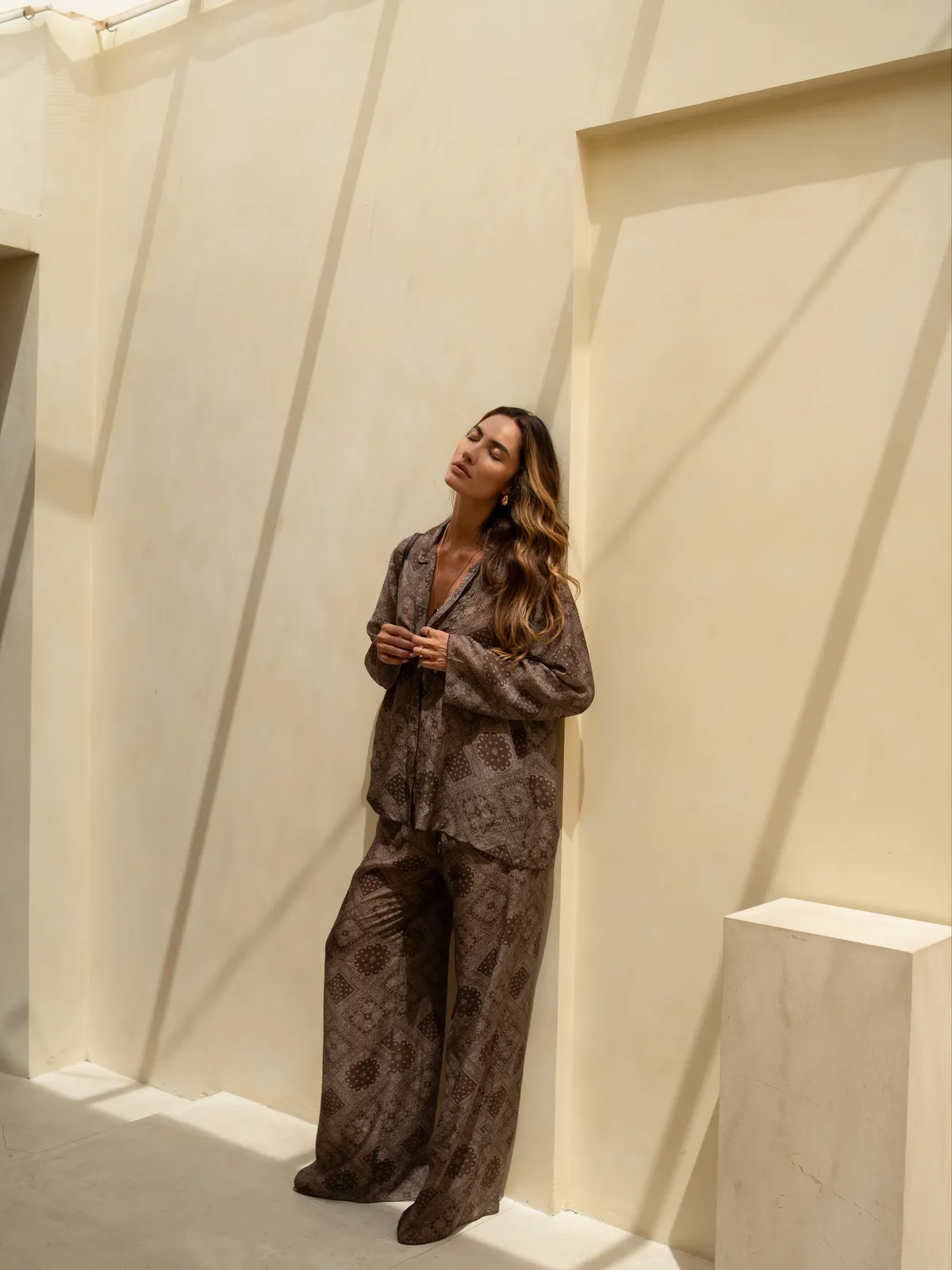 SUIT LE PYJAMA BRUN